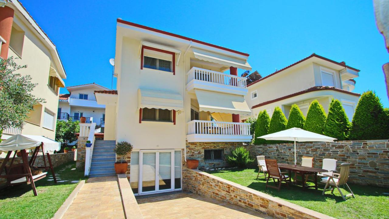 Starfish Villa Nea Iraklitsa Exteriör bild