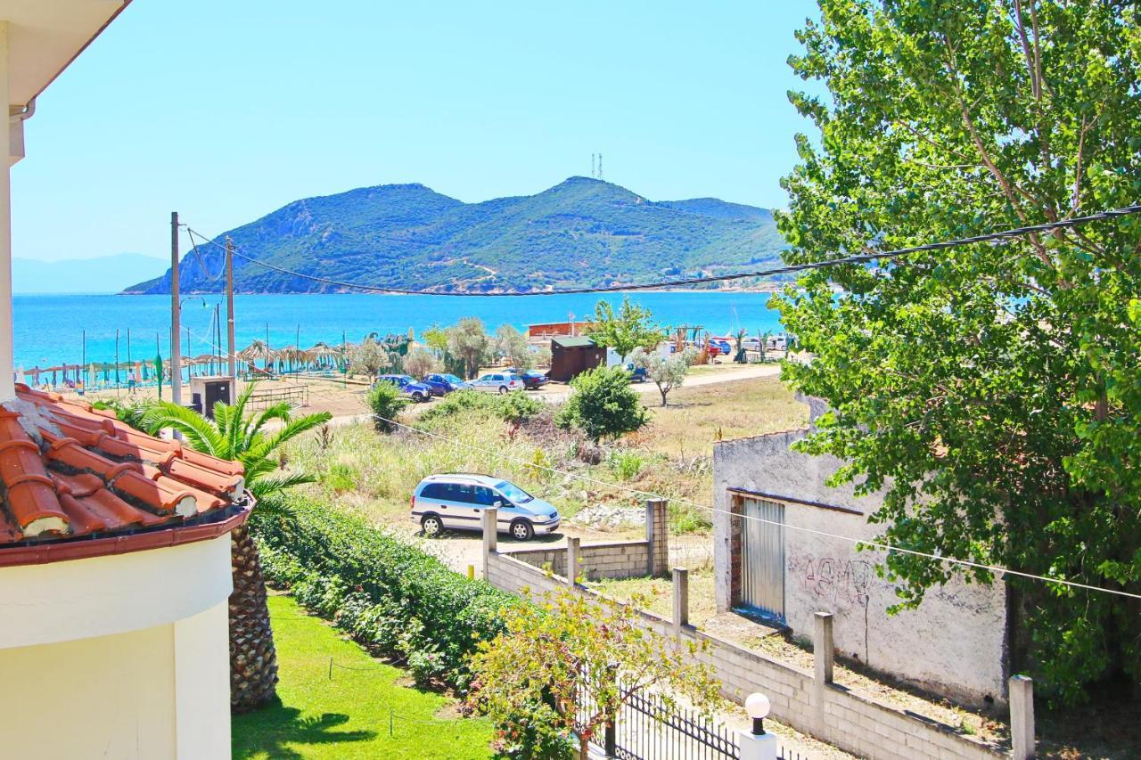 Starfish Villa Nea Iraklitsa Exteriör bild