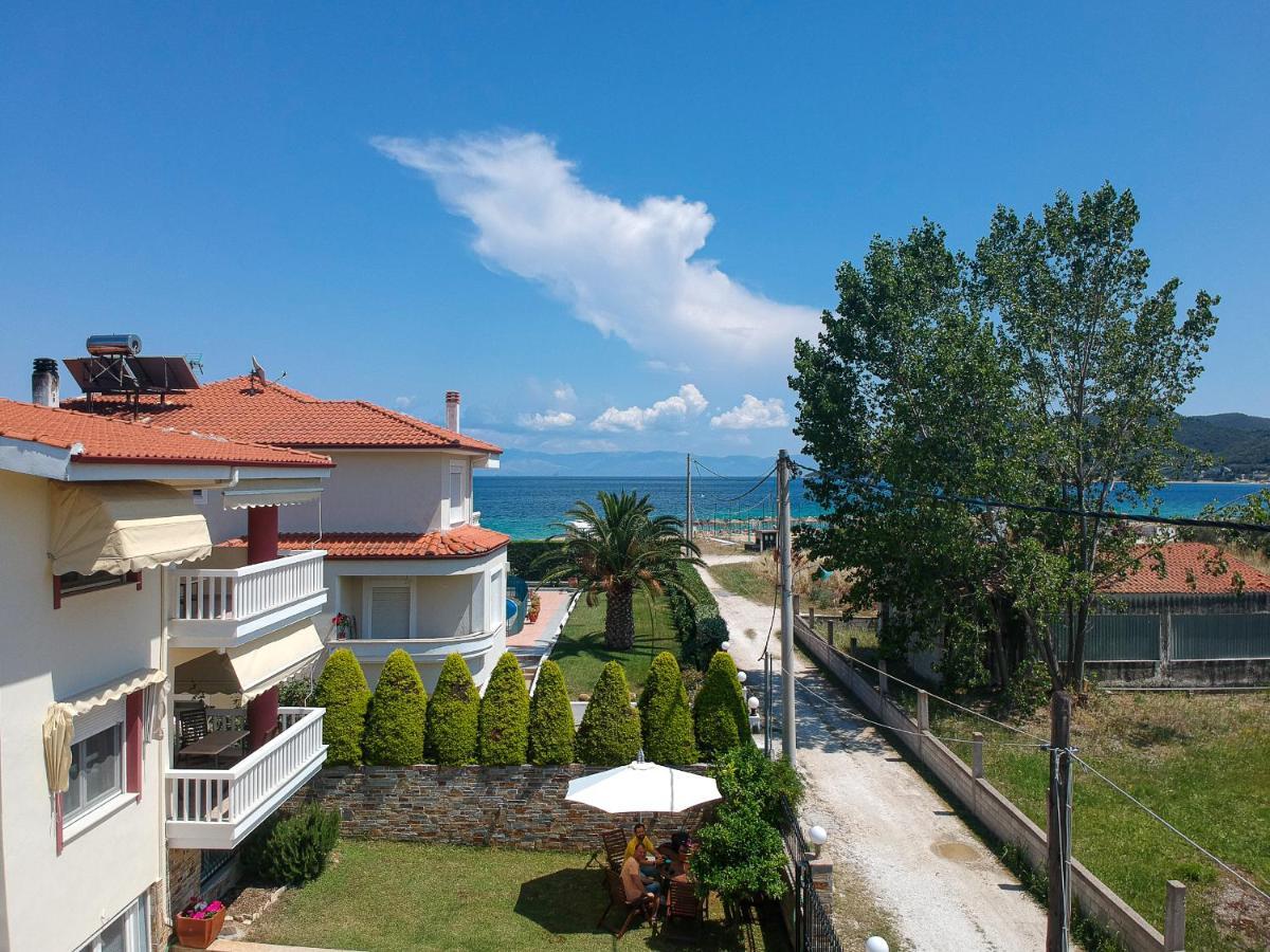 Starfish Villa Nea Iraklitsa Exteriör bild