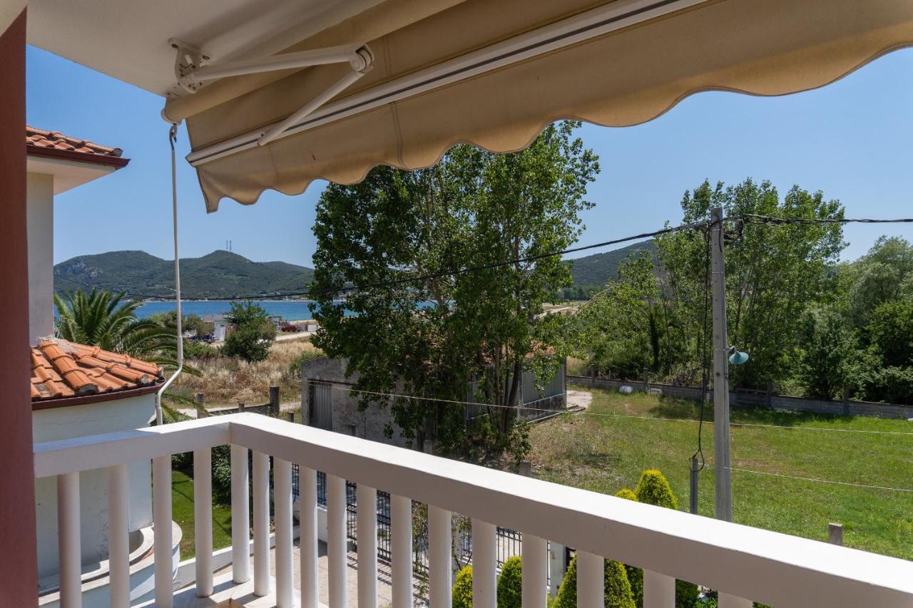 Starfish Villa Nea Iraklitsa Exteriör bild